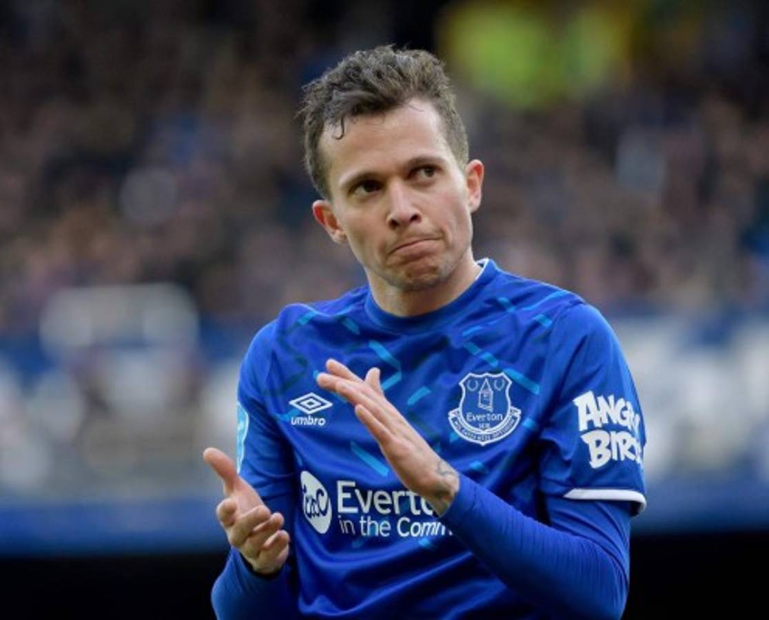 Un ex del Real Madrid lidera la lista: Revelan el salario de los futbolistas de la Premier League  