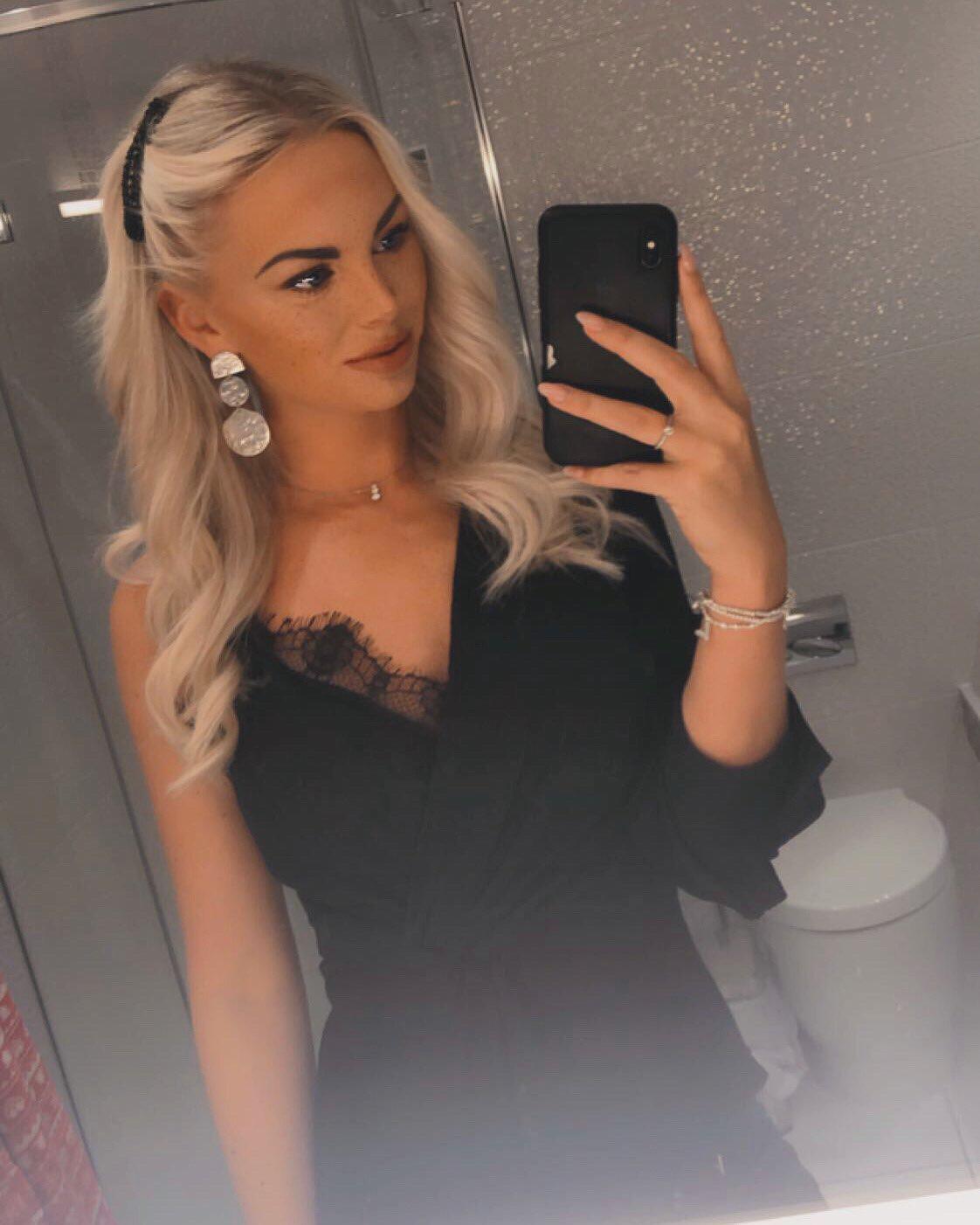 Insólito: le dijo a su bella novia que se iba de vacaciones, pero viajó a Francia para casarse con otra mujer