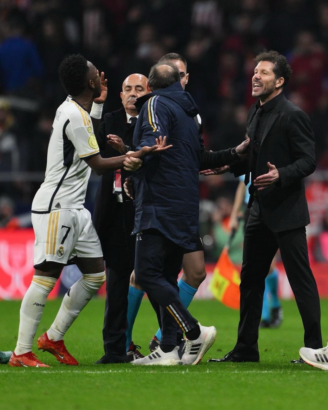 No se vio en TV: Bronca entre Vinicius y el “Cholo”, tristeza de Bellingham y el extraño festejo de Morata ante Real Madrid