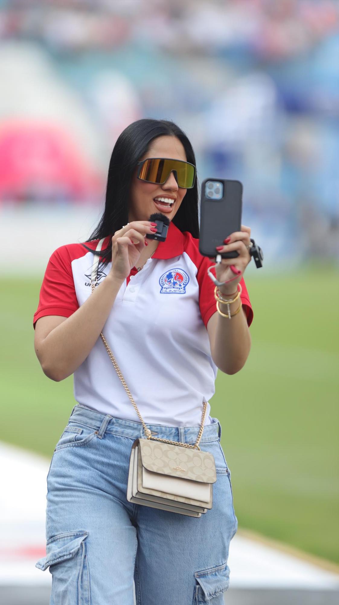 ¡Robaron suspiros! Las hermosas mujeres que enamoraron en la final Olimpia - Marathón en Tegucigalpa (FOTOS)
