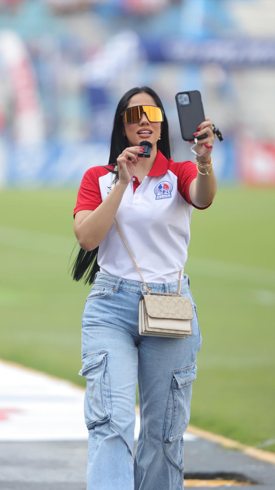 ¡Robaron suspiros! Las hermosas mujeres que enamoraron en la final Olimpia - Marathón en Tegucigalpa (FOTOS)