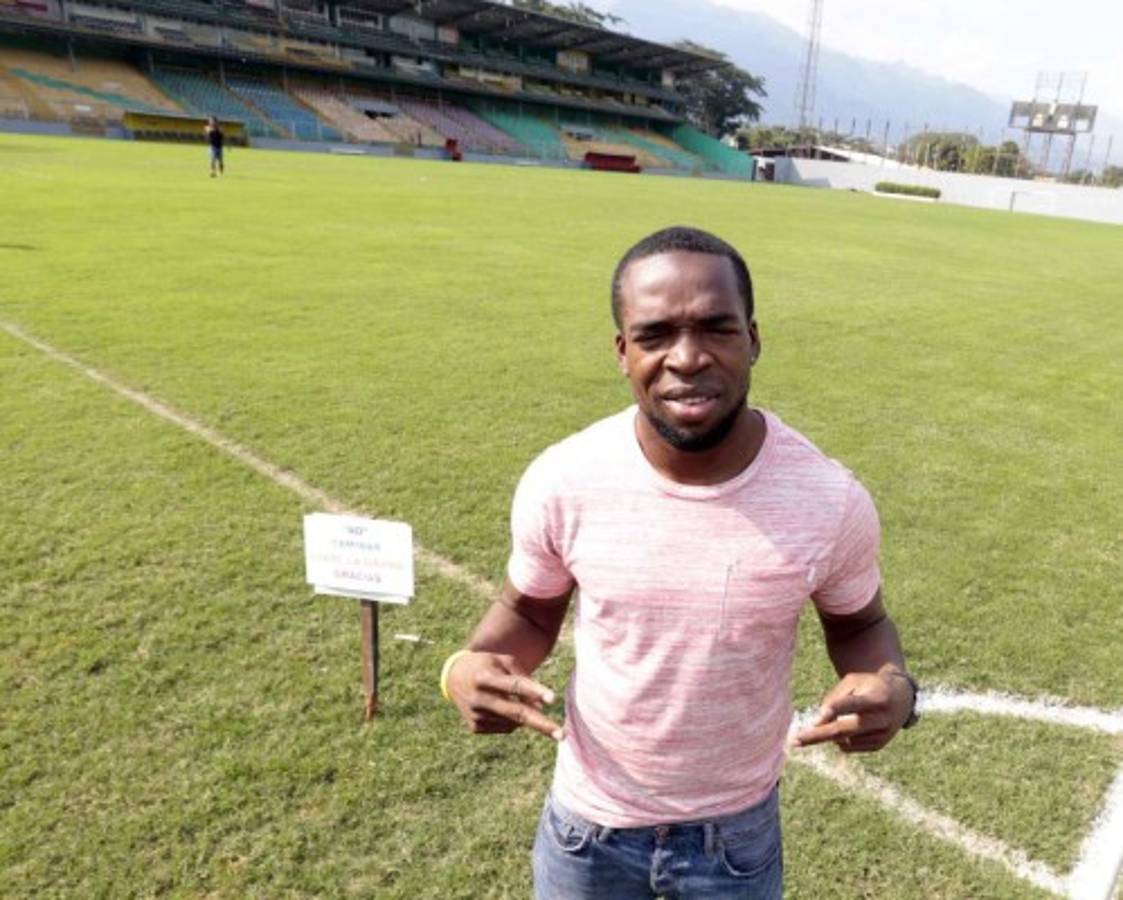 Aumenta el número de futbolistas que se han retirado en silencio en Honduras