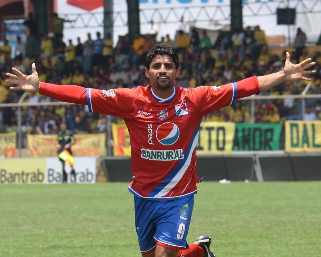 Bombarderos en Centroamérica: Bengtson escala y así queda la tabla de los máximos goleadores ¿Quién es el hondureño con más celebraciones?