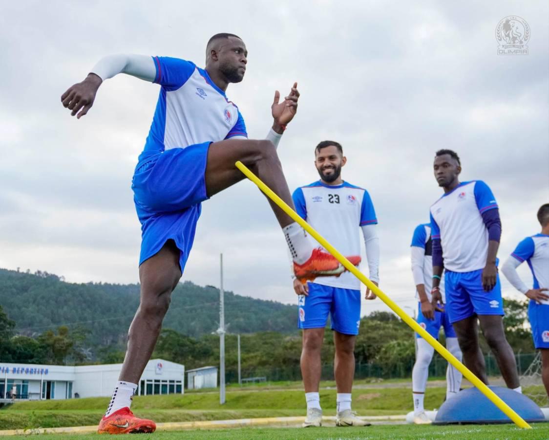 ¿Qué pasa con los refuerzos? Espinel tiene su base y así se perfila la alineación titular del Olimpia contra Real España