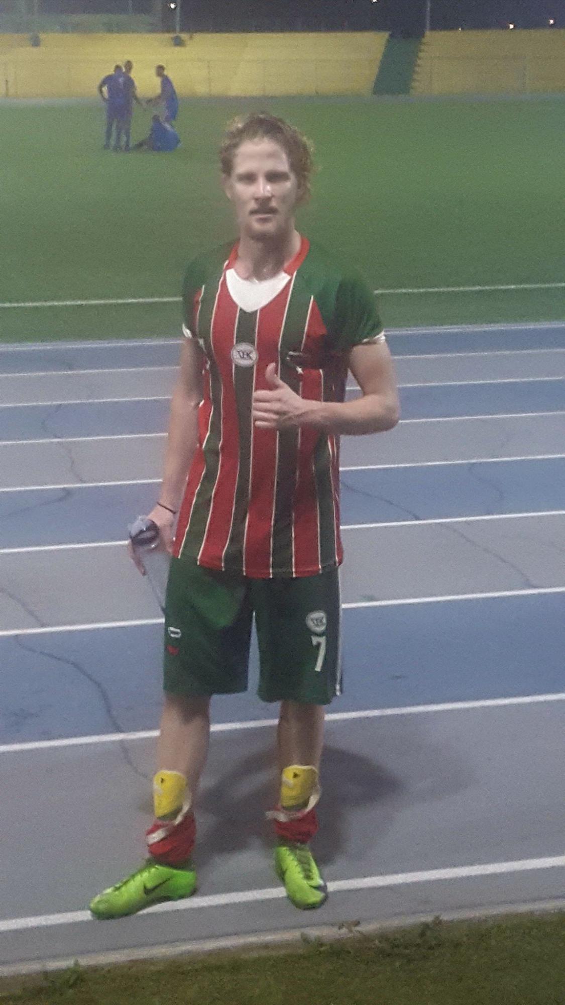 ¡Impactante! Futbolista disputó la final de un Mundial y ahora vive en la calle: “Le di dinero y corrió a comprar comida”