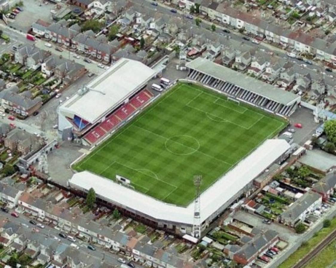 Los estadios de fútbol más feos del mundo y que nunca has visto