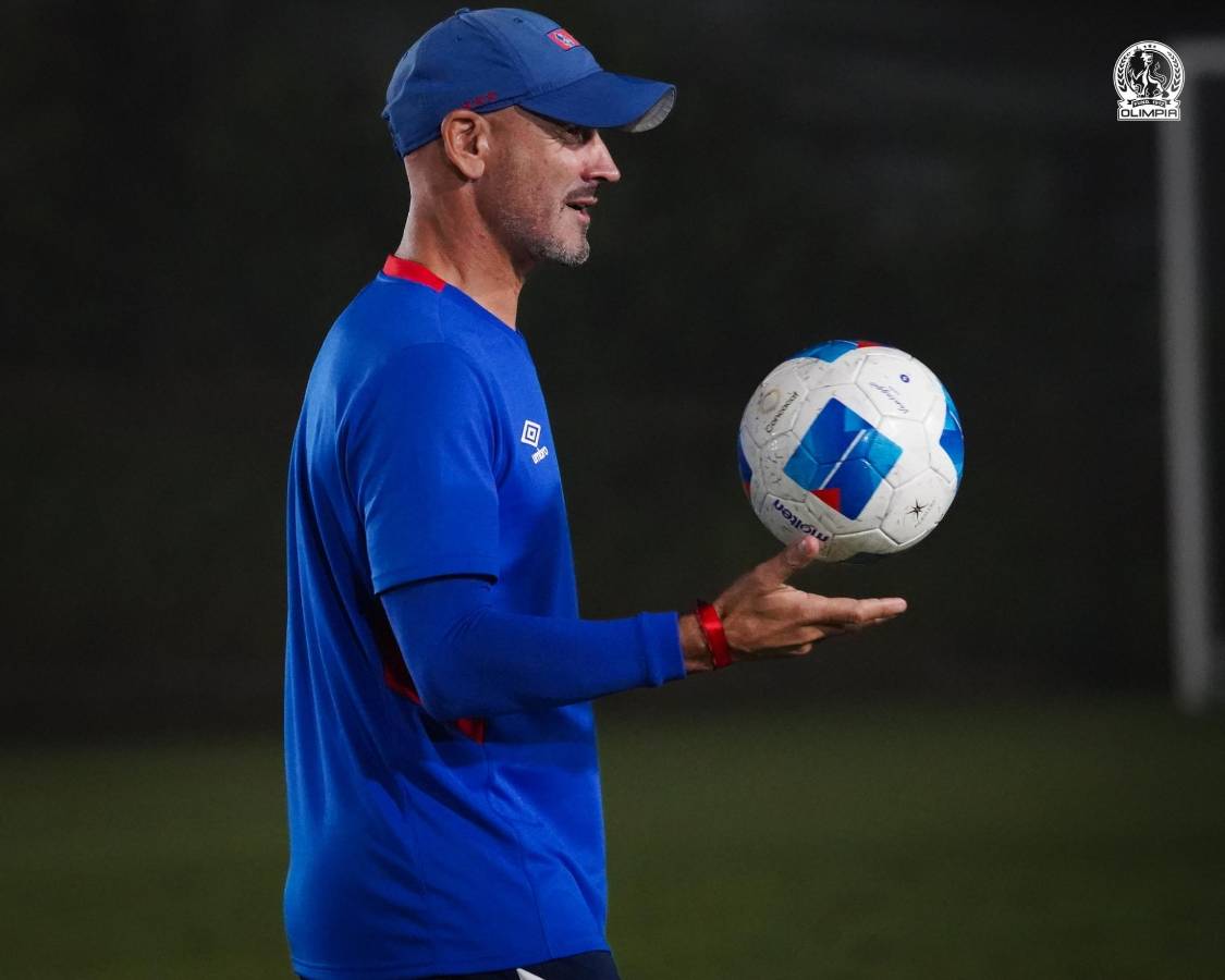 Alajuelense vs Olimpia: Espinel suelta la magia con su posible 11 titular en el juego de ida de la semifinal de Copa Centroamericana 2025