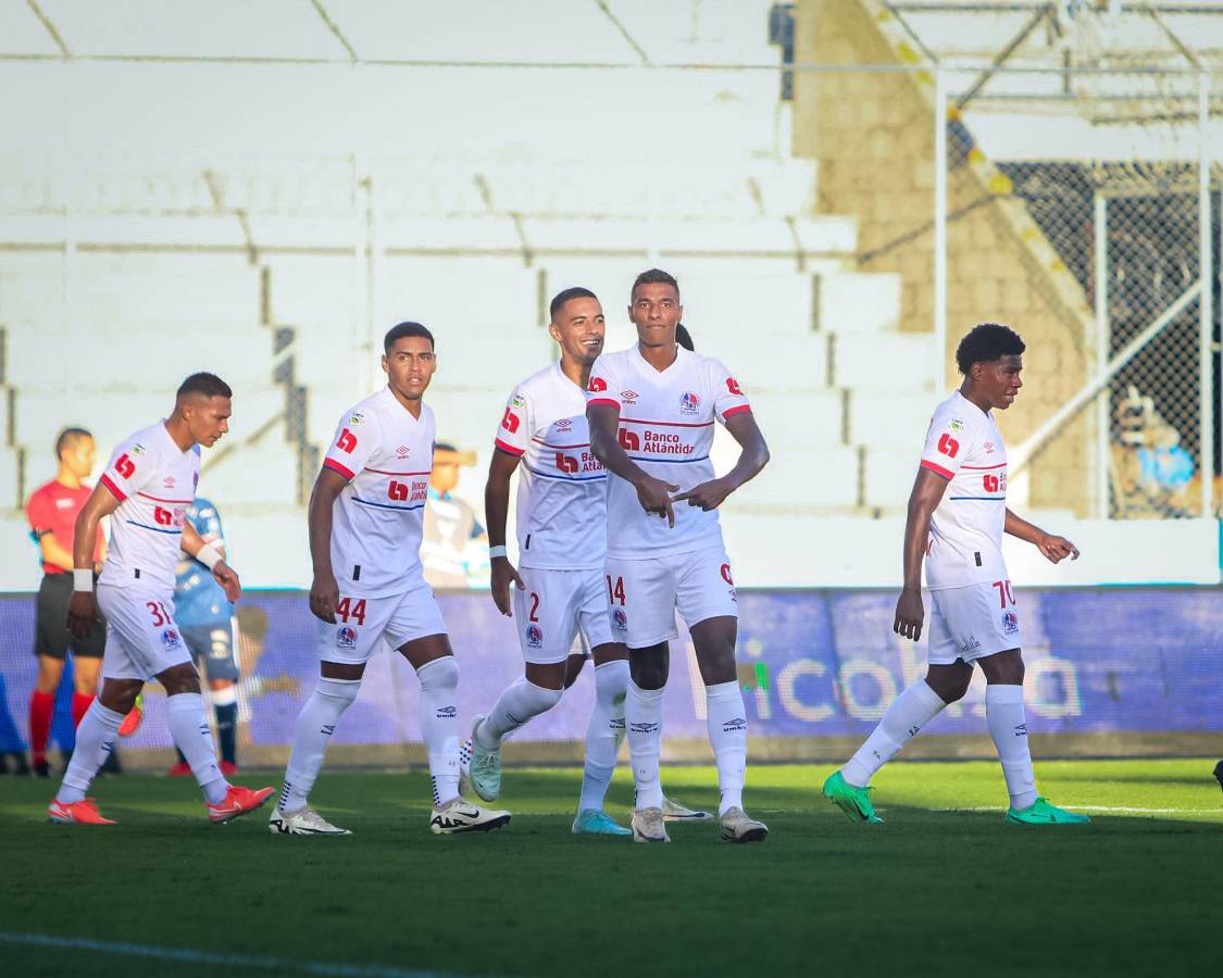 ¿Pedro el escamoso? El caballito, a lo Costly y un cumpleañero en el súper clásico donde Olimpia doblegó a Motagua