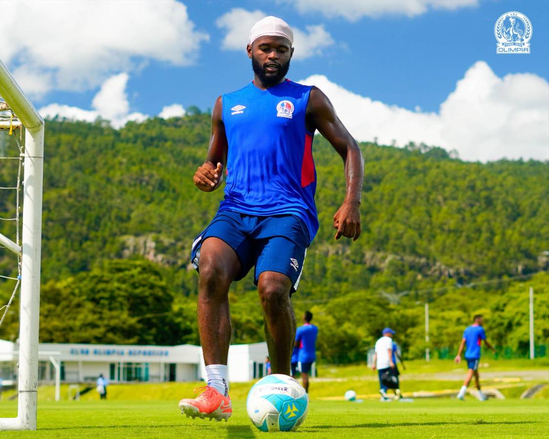 Alajuelense vs Olimpia: Espinel suelta la magia con su posible 11 titular en el juego de ida de la semifinal de Copa Centroamericana 2025