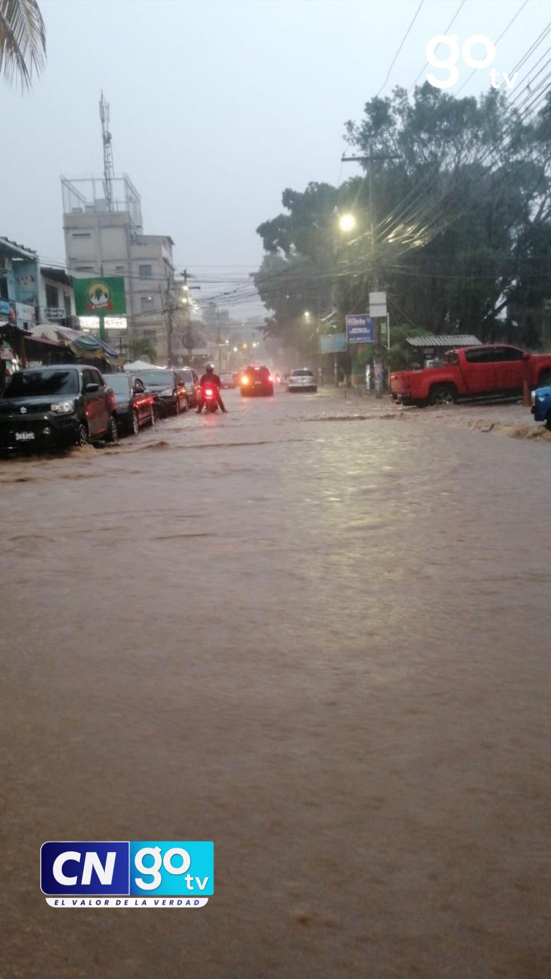 ¡Informe especial! Tormenta tropical Pilar causa caos vehicular e inundaciones en Tegucigalpa