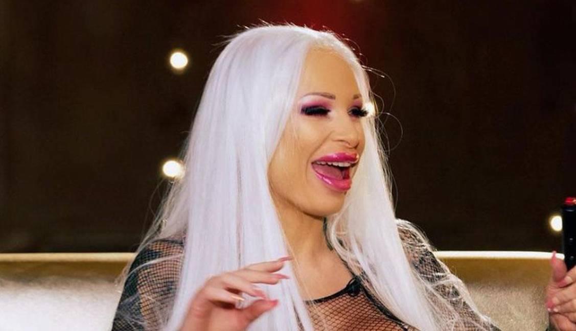 Actriz muere semanas después de la muerte de su novio, exfutbolista de un equipo de Inglaterra