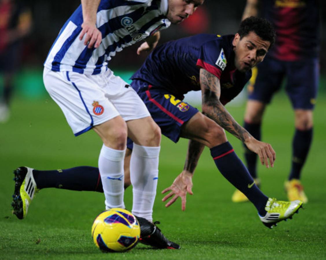 El Barcelona vence con tranquilidad al Espanyol