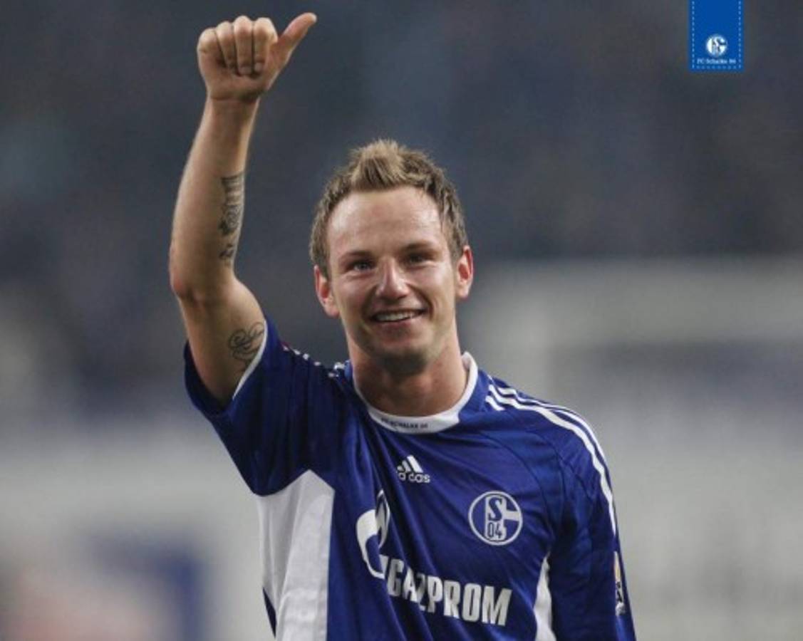 ¡Tremendo! El equipazo que tendría el Schalke 04 para pelear en la Champions League