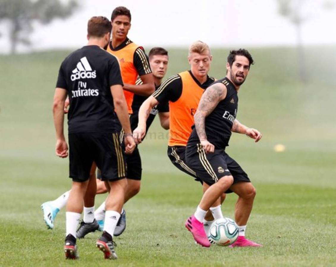 Así fue el regreso de Zidane a la pretemporada del Real Madrid tras la muerte de su hermano