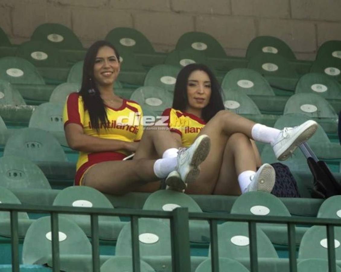 ¿Qué guardó en su falda? Las bellezas que robaron miradas en el Yakel en el arranque de la Fecha 13