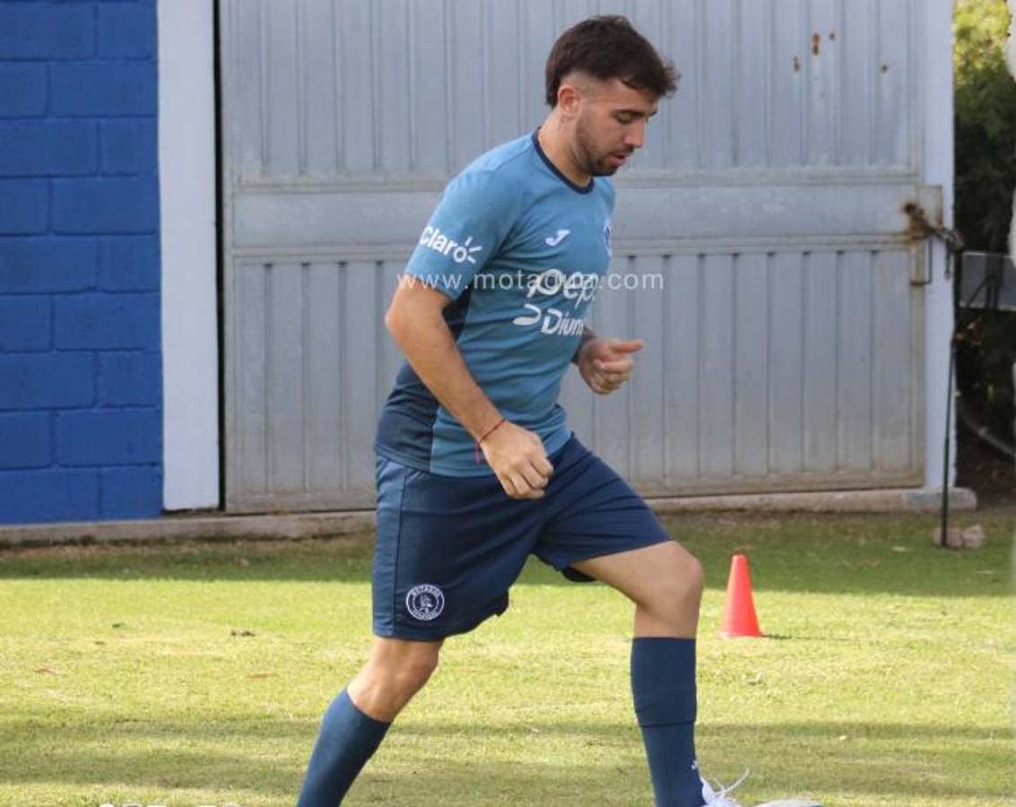 Fotos: Agustín Auzmendi y los nuevos fichajes ya lucen la camisa de Motagua; presentan al nuevo preparador físico