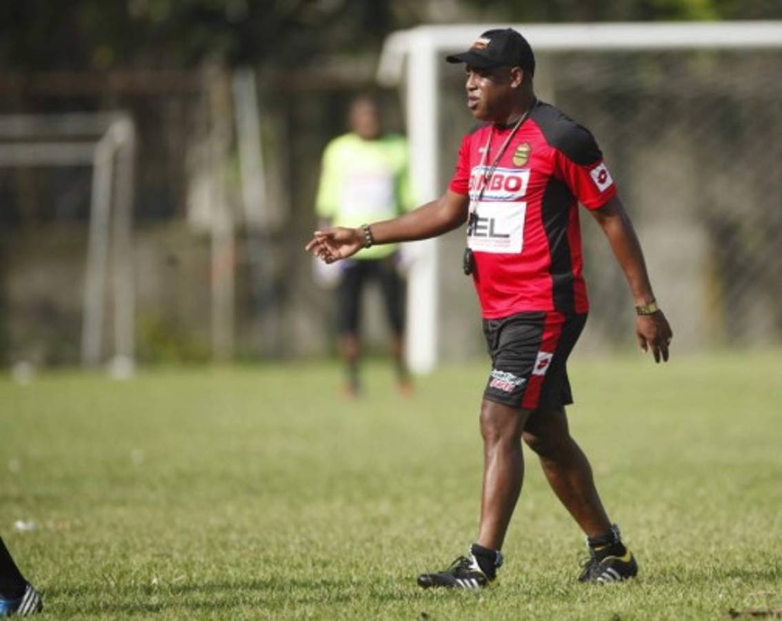 Pedro Troglio, entre los técnicos que fueron campeones en su primer torneo en Honduras