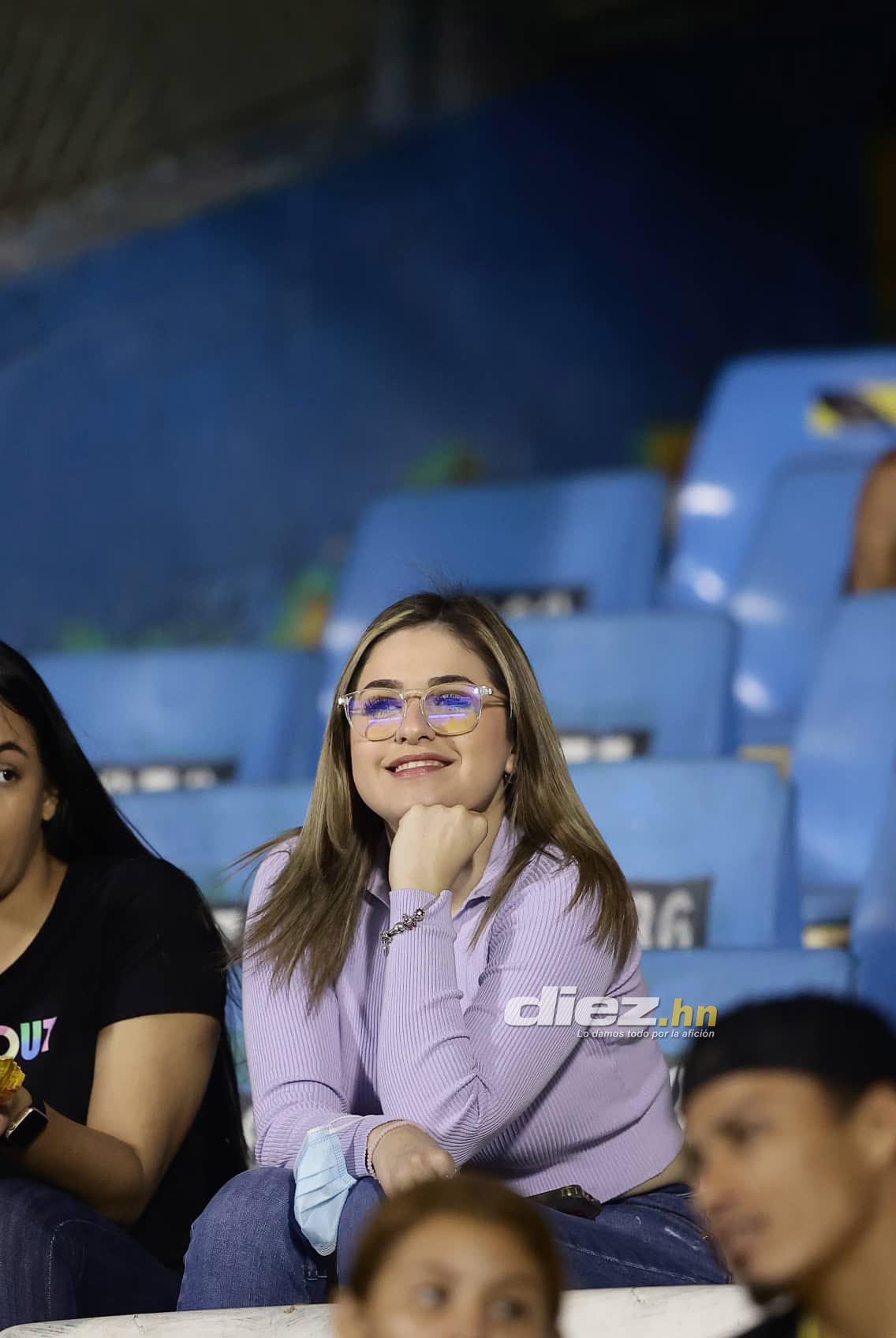 NO SE VIO EN TV: El cariño de Troglio a ex jugador de Olimpia, Gullit Peña causa furor y el regreso del ‘Doctor’