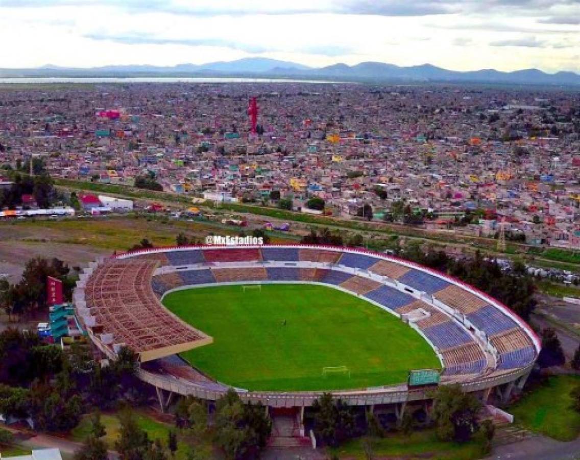 Estadios mundialistas que han sido demolidos y otros están abandonados; dos de Sudáfrica y uno en Brasil