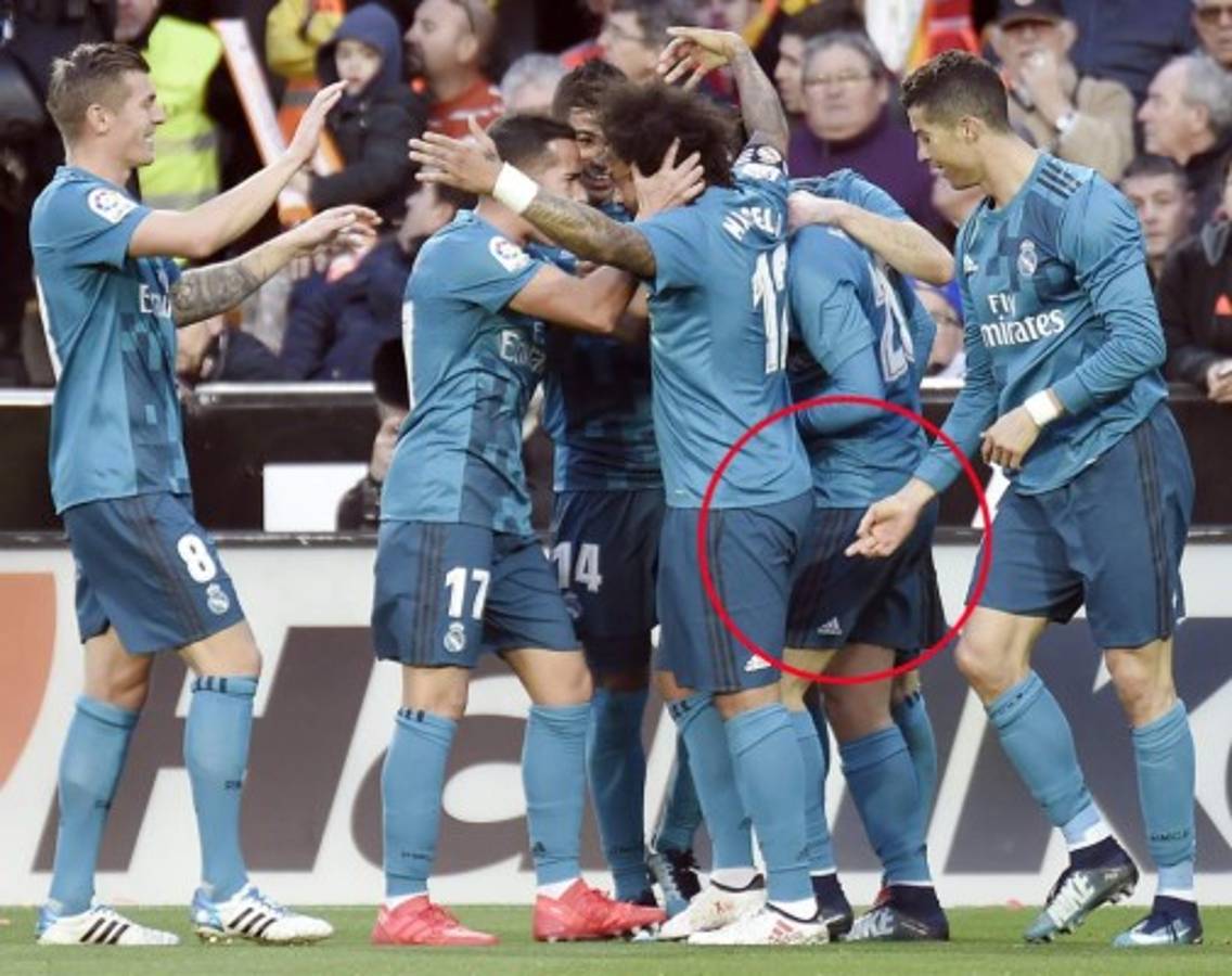 ¡NO SE VIO EN TV! Dedazo de CR7, la broma de Zidane y la caída de Marcelo