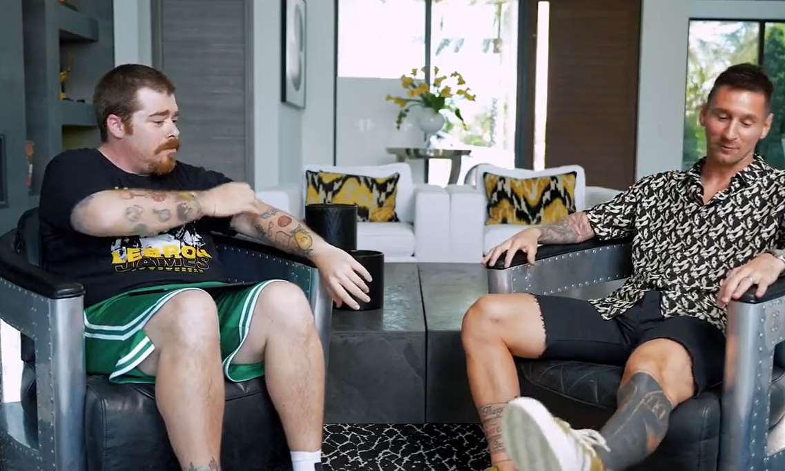 Así es Migue Granados: besó a Messi, se burló de su tatuaje y lo puso nervioso con esta pregunta picante