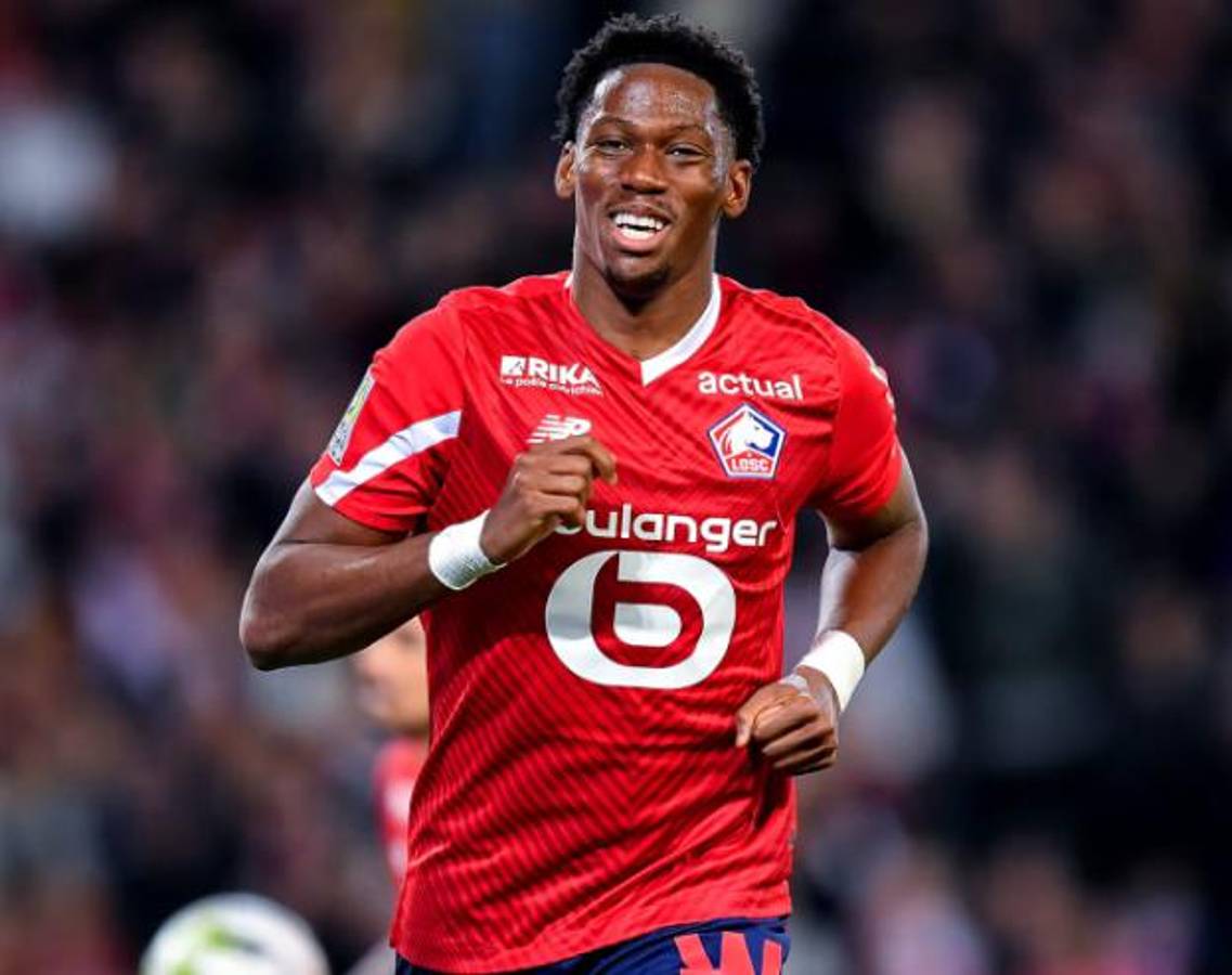 Barcelona quiere ficharlo gratis, pero Lewandowski impidió su llegada: “Tiene miedo de perder la titularidad”