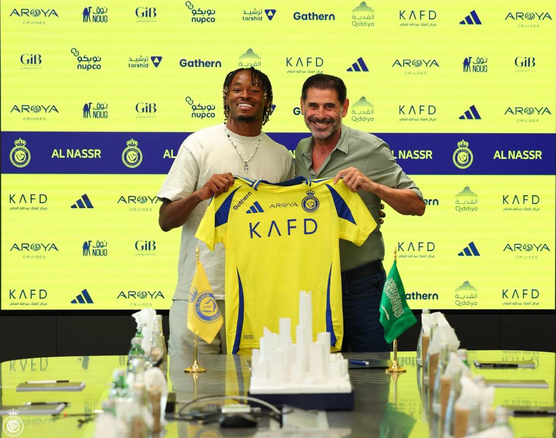 Cristiano Ronaldo tiene nuevos compañeros en Al Nassr; Osimhen jugará en Turquía y PSG anuncia salida