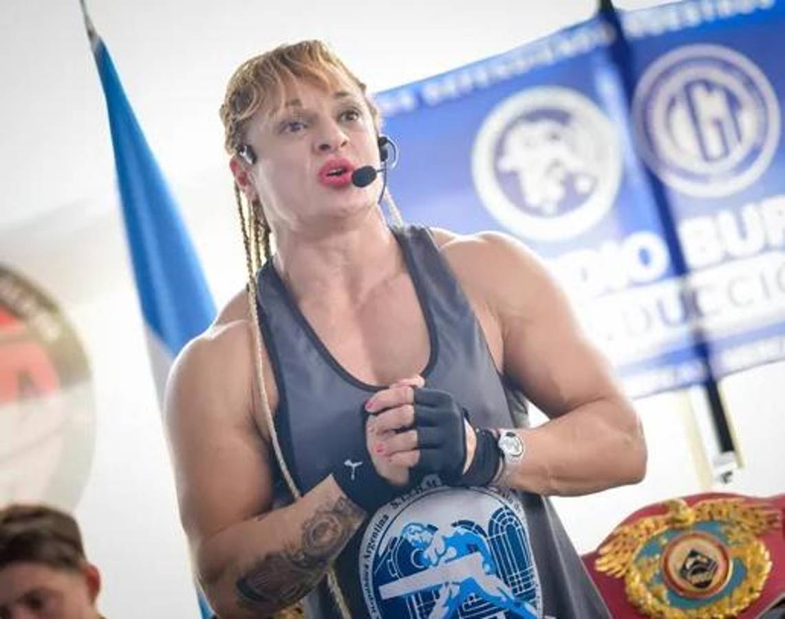 Conmoción en Argentina: murió 'Locomotora' Oliveras a los 47 años, ícono del boxeo y campeona mundial