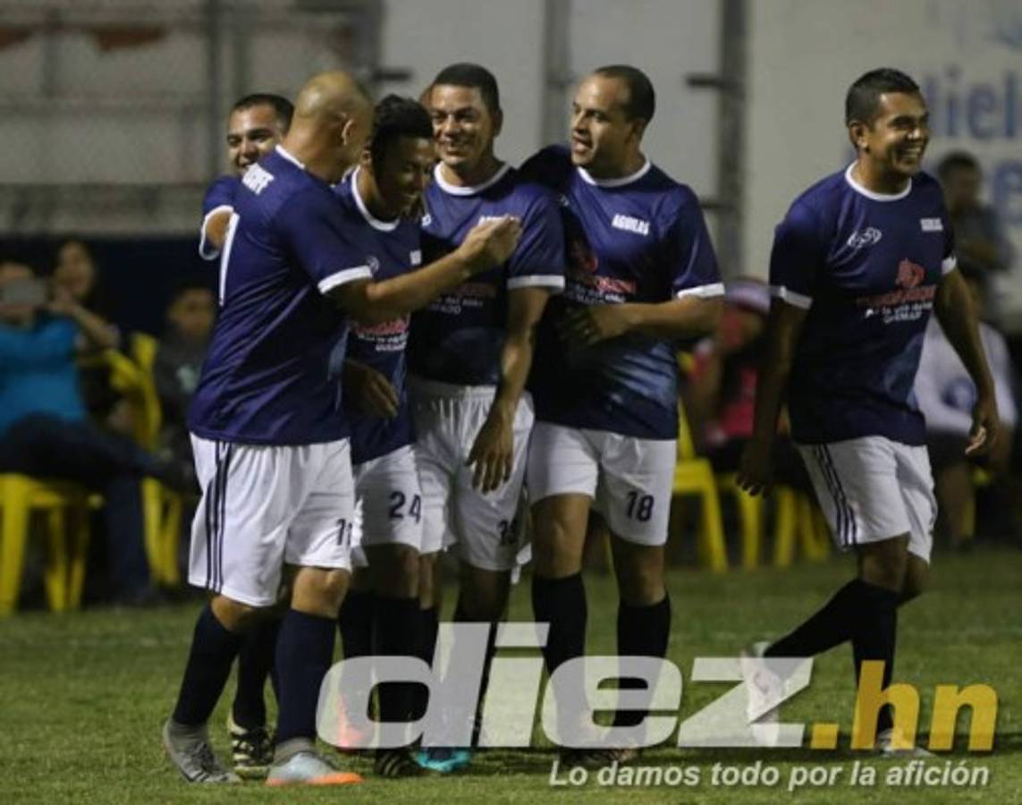 Fotos: El show de las Leyendas de Olimpia y Motagua en el estadio Nacional