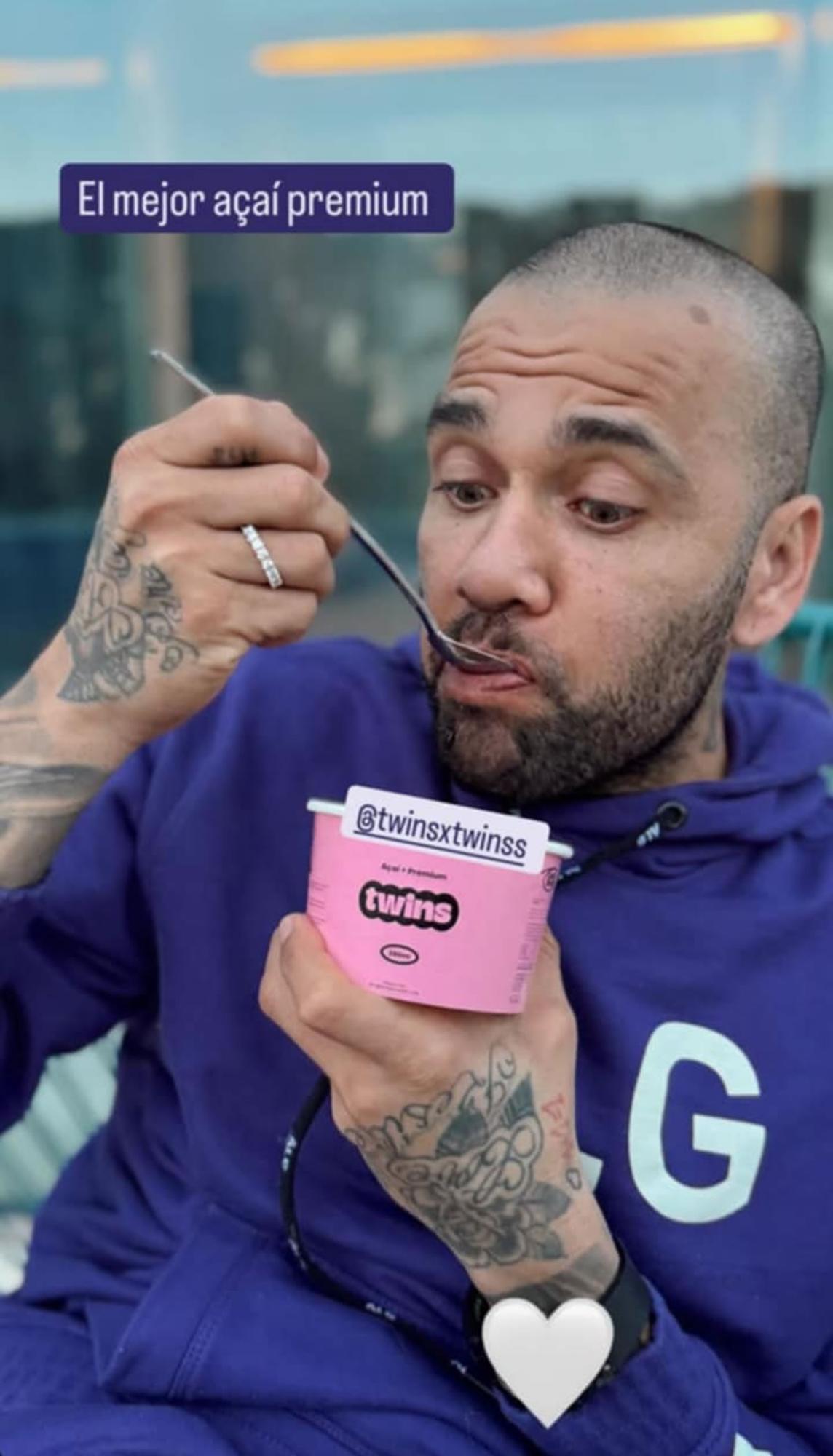 La impensada vida de Dani Alvés: nuevo trabajo, su último salario y el regalo para siempre que le dio Joana Sanz