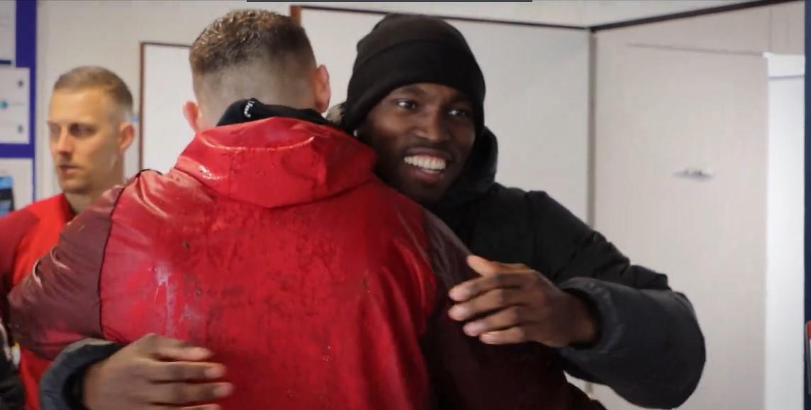 ¿Cómo luce? Alberth Elis reaparece y así lo recibieron sus compañeros del Girondins de Burdeos