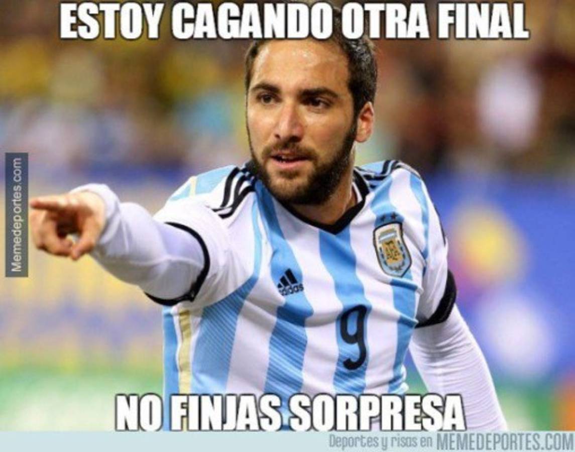 Los mejores memes de Gonzalo Higuaín por su terrible fallo en la final ante Chile