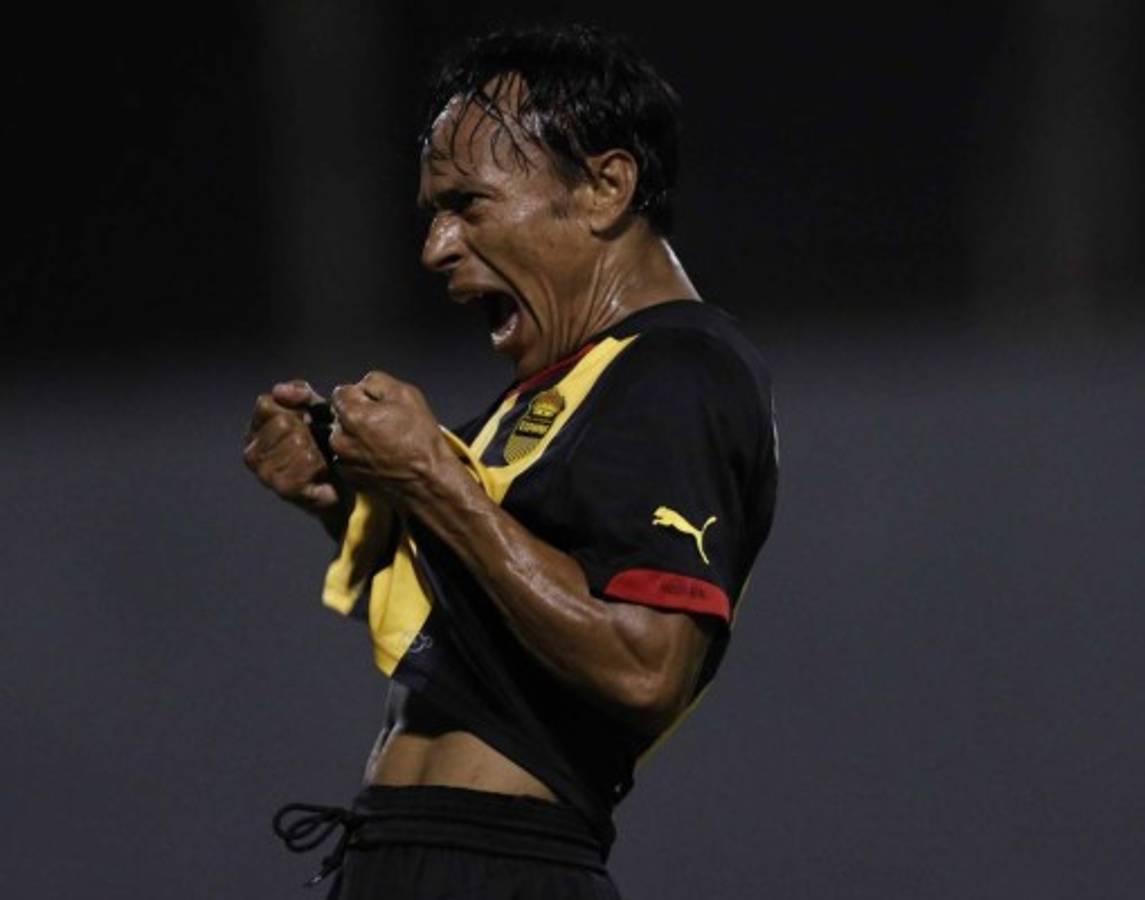 VIDEO: La eufórica celebración del jugador españolista Javier Portillo