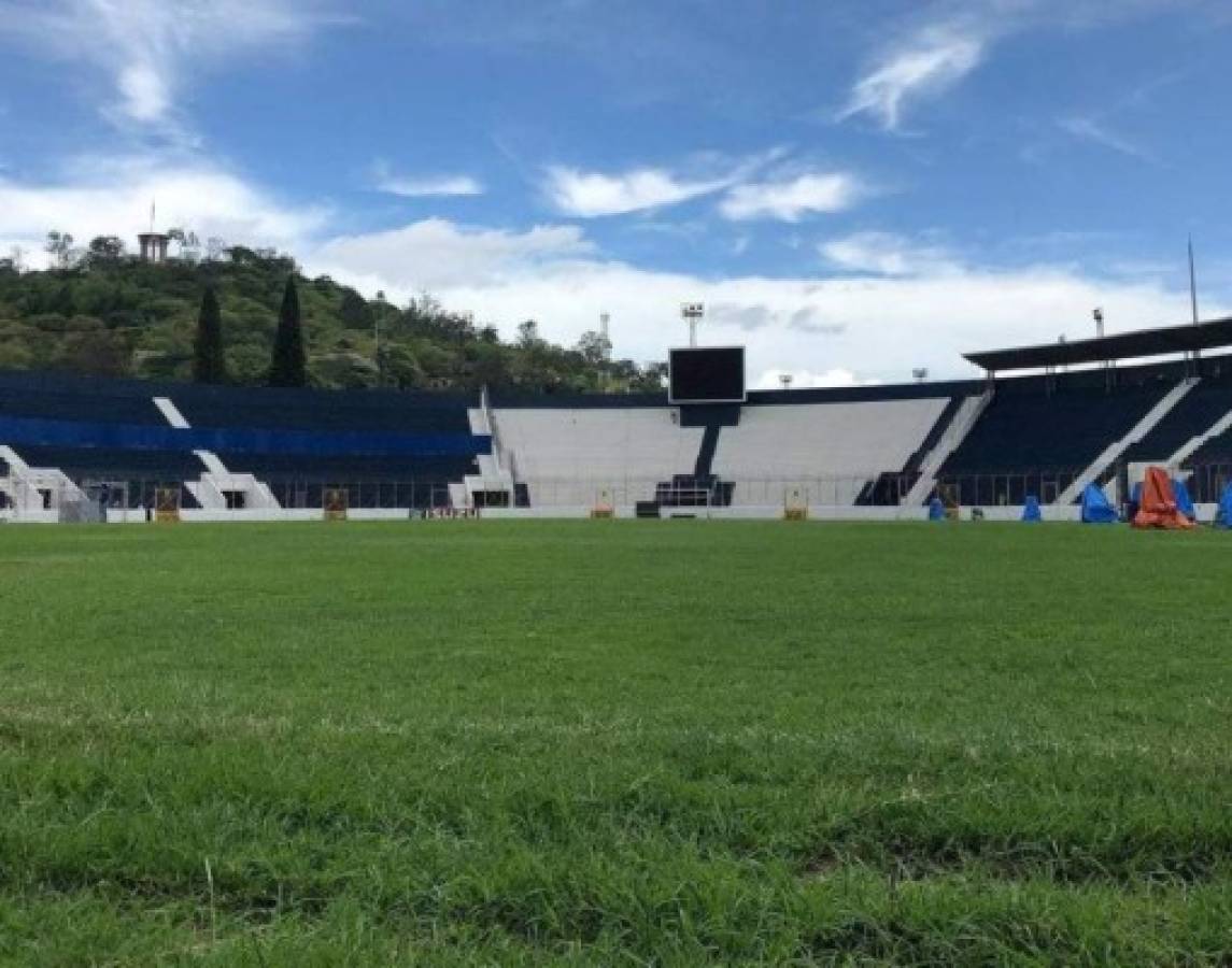 'Maquillan' con pintura el Estadio Nacional de Tegucigalpa para disimular el deterioro para el 15 de septiembre