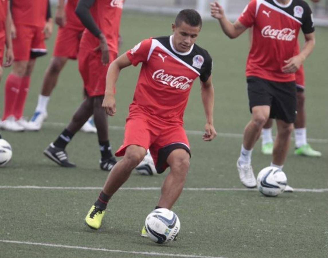 Roger Rojas: 'Victoria tiene hambre de gloria, pero nosotros también”