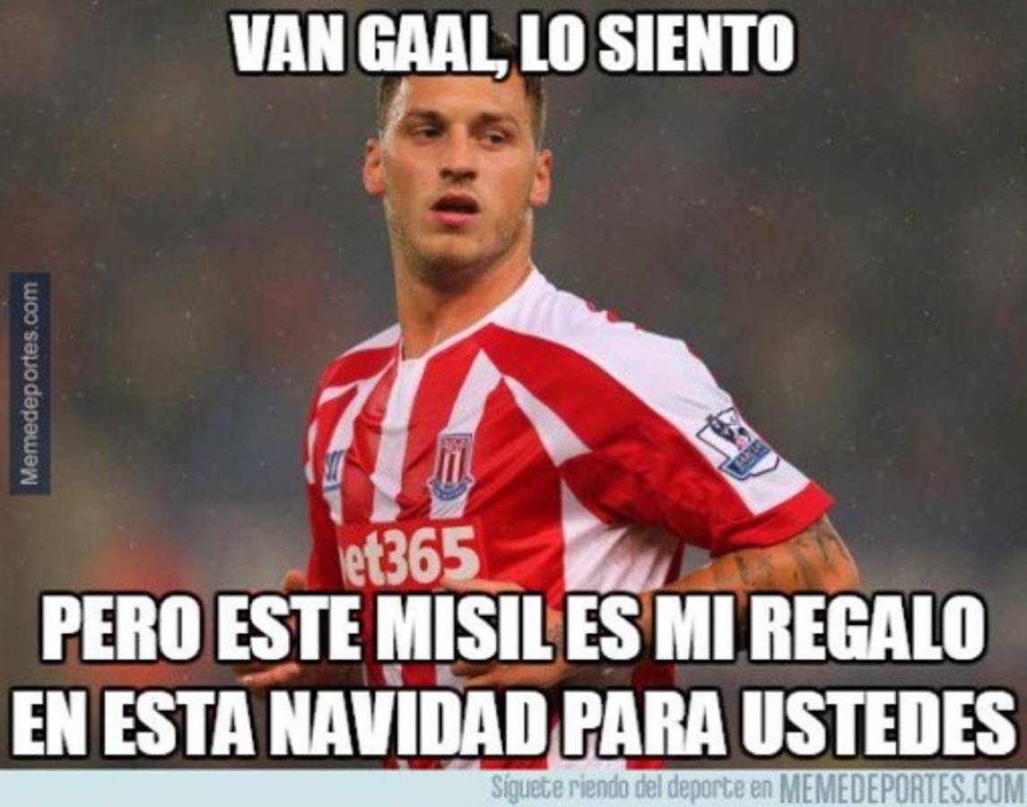 MEMES: En redes socias hunden a Van Gaal en el Boxing Day