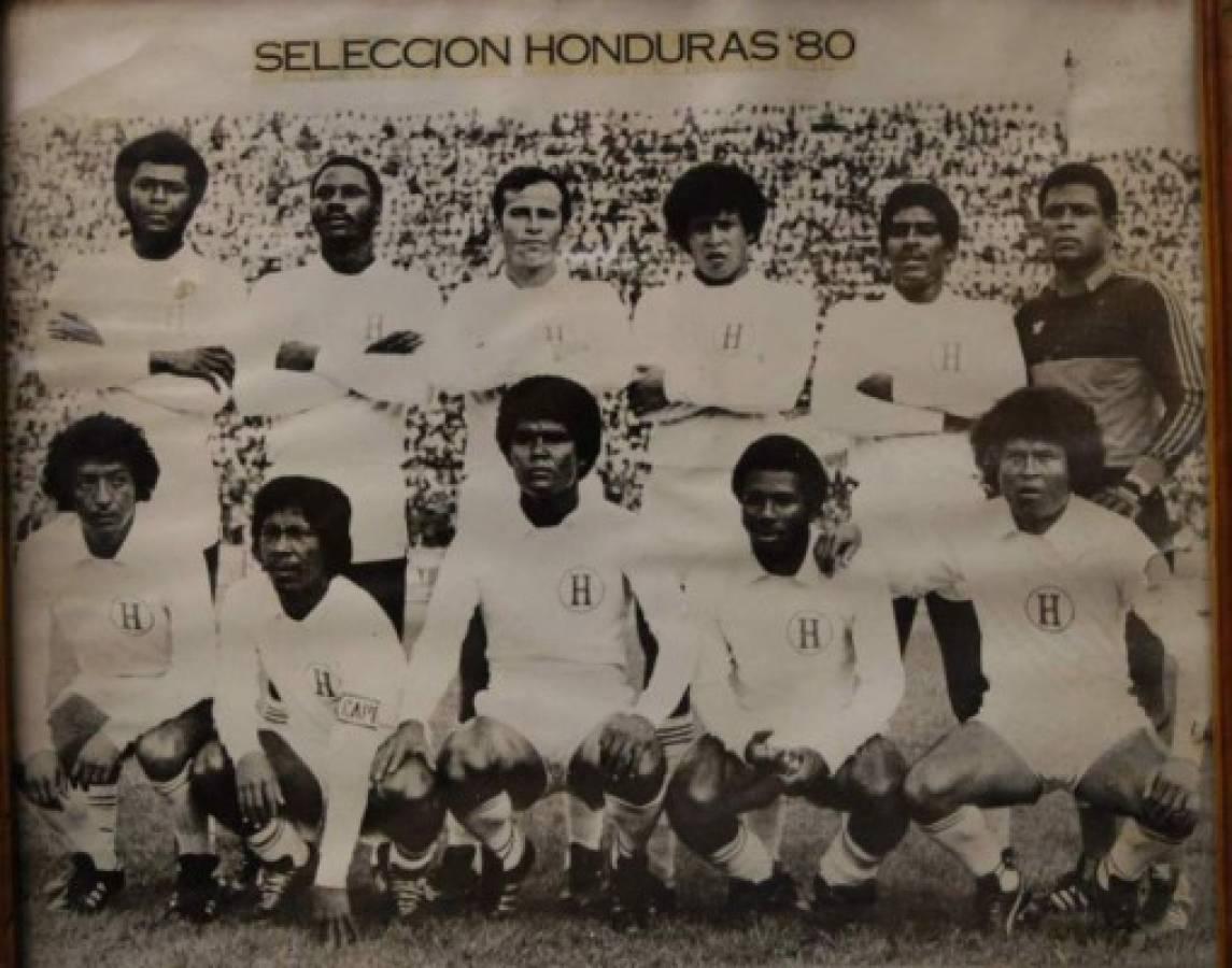 Así ha sido la evolución de los uniformes que ha utilizado la Selección de Honduras en las eliminatorias mundialistas