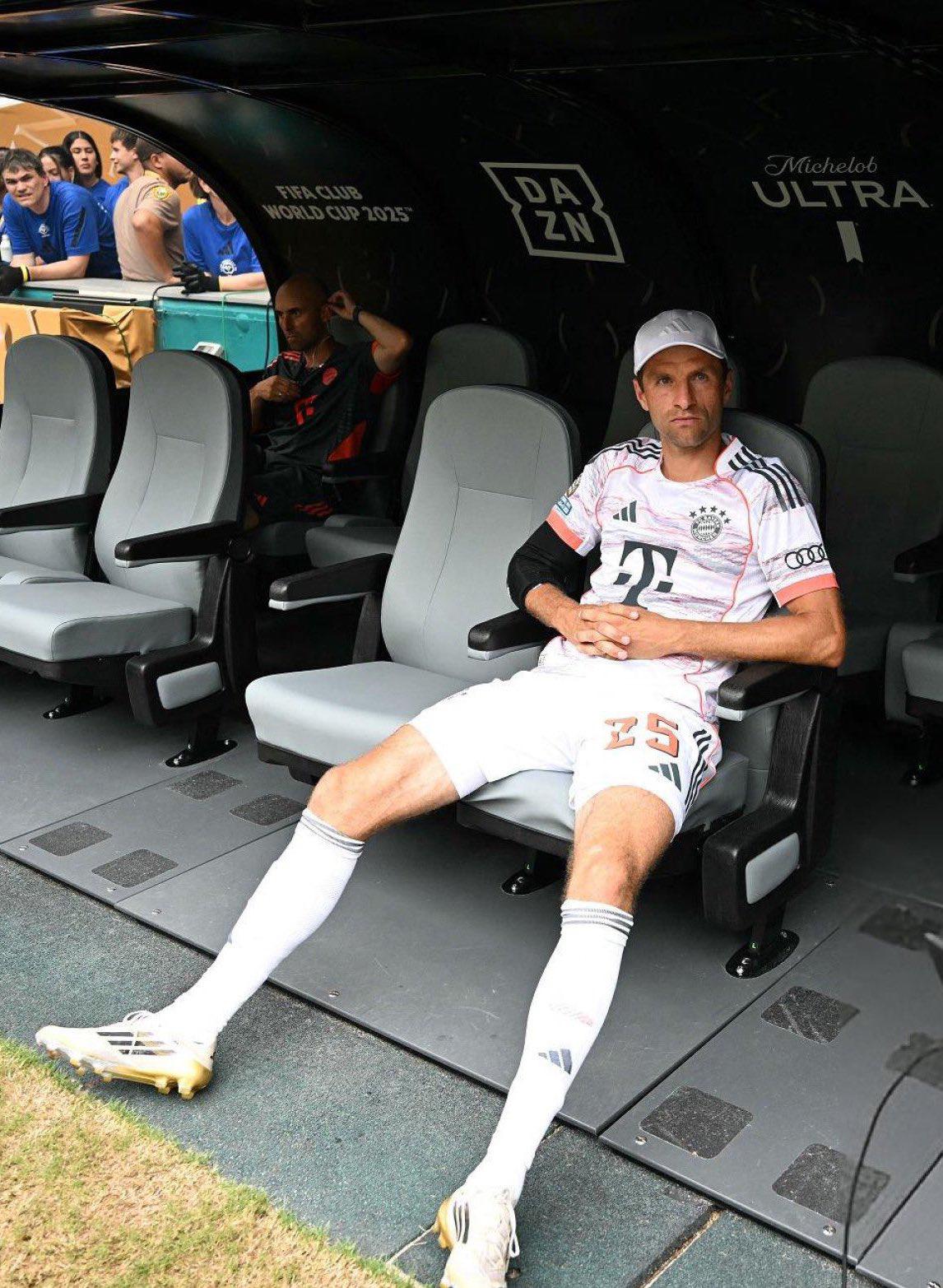 Le dio un patadón a Harry Kane y acabó lesionado; la millonada que se lleva el Bayern Múnich tras eliminar al Flamengo