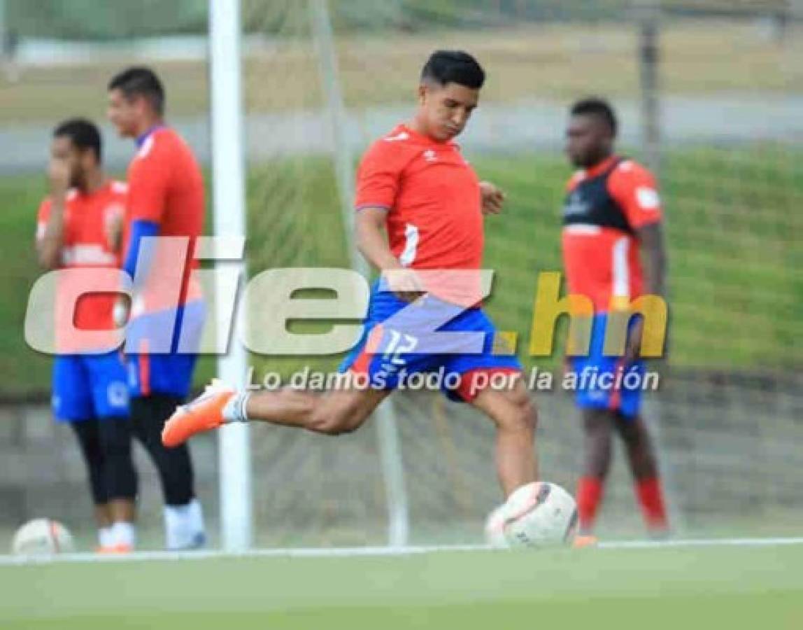 EN FOTOS: Risas, novatos y entrega, así fue el entreno del Olimpia