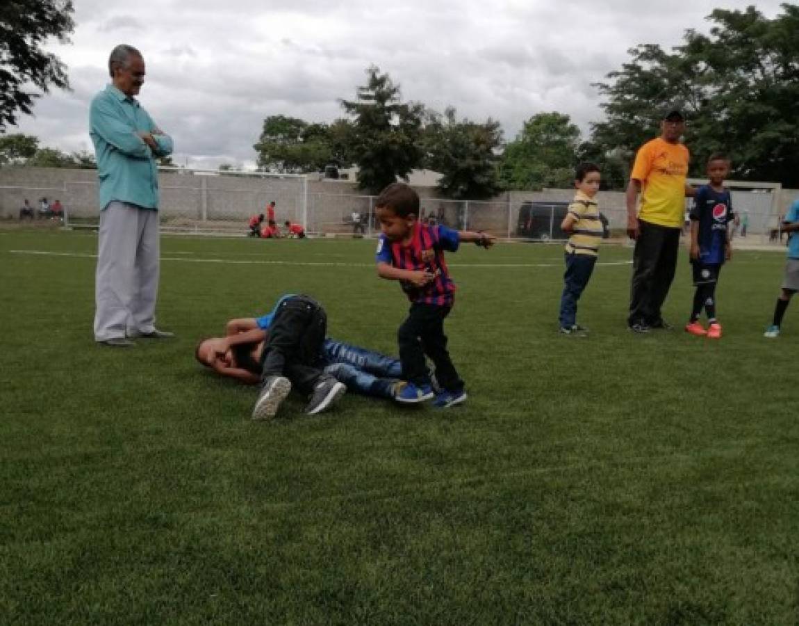 Inauguran un bonito estadio en el municipio de El Porvenir, Francisco Morazán