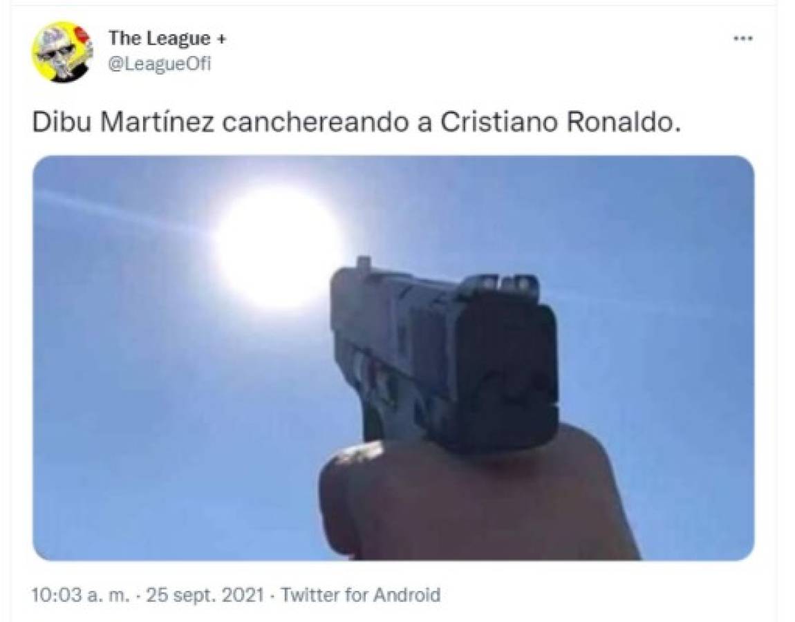 ¡Para morir de risa! Dibu Martínez desafió a Cristiano Ronaldo en la Premier y los memes estallan las redes sociales