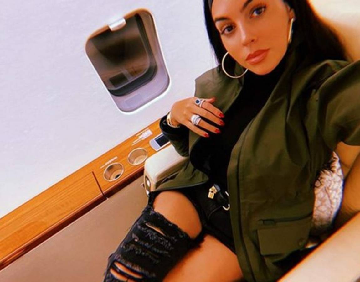 En su avión privado: Así celebró Georgina Rodríguez el hattrick de Cristiano Ronaldo con Juventus   