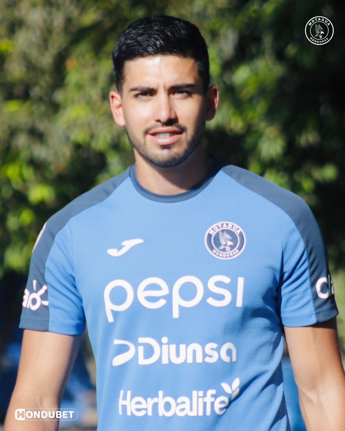 Motagua: ritual al nuevo fichaje y celebración de cumpleaños antes de viajar a su primer amistoso