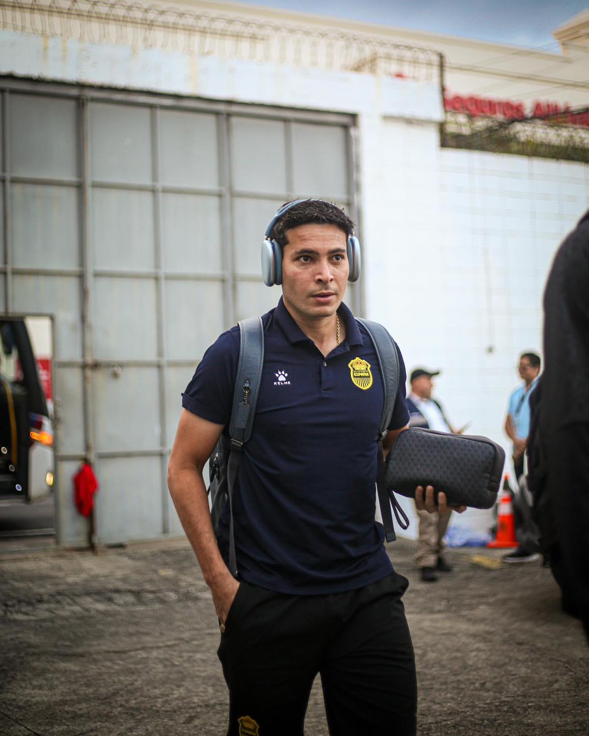 ¿A quién regaló la camisa Messi? Uno sin equipo y dos se retiraron: El hoy de Honduras frente a Argentina en 2022