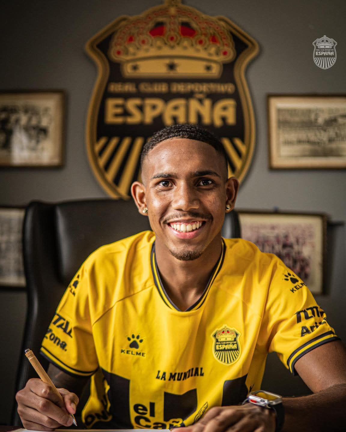 FICHAJES: Directiva del Olimpia decidió futuro de jugador, Motagua a punto de perder a figura, Auzmendi se moverá y Real España prepara bajas