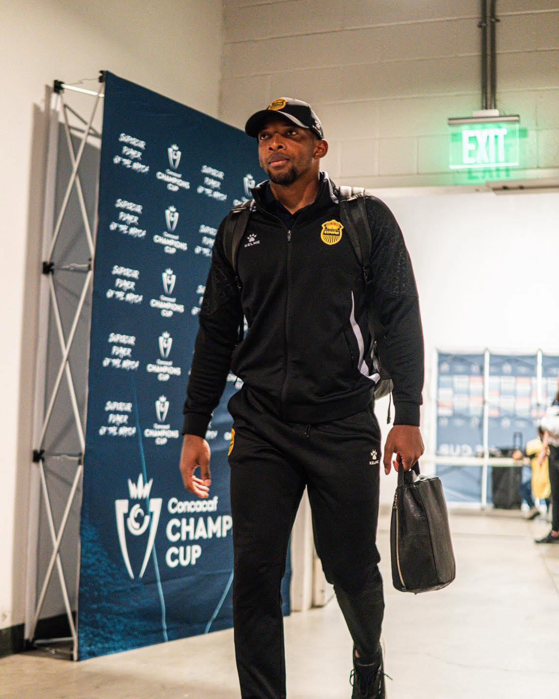 Fichajes: Palma suena en España, Olimpia atento con figura, Chelito es noticia y Motagua quiere a juveniles