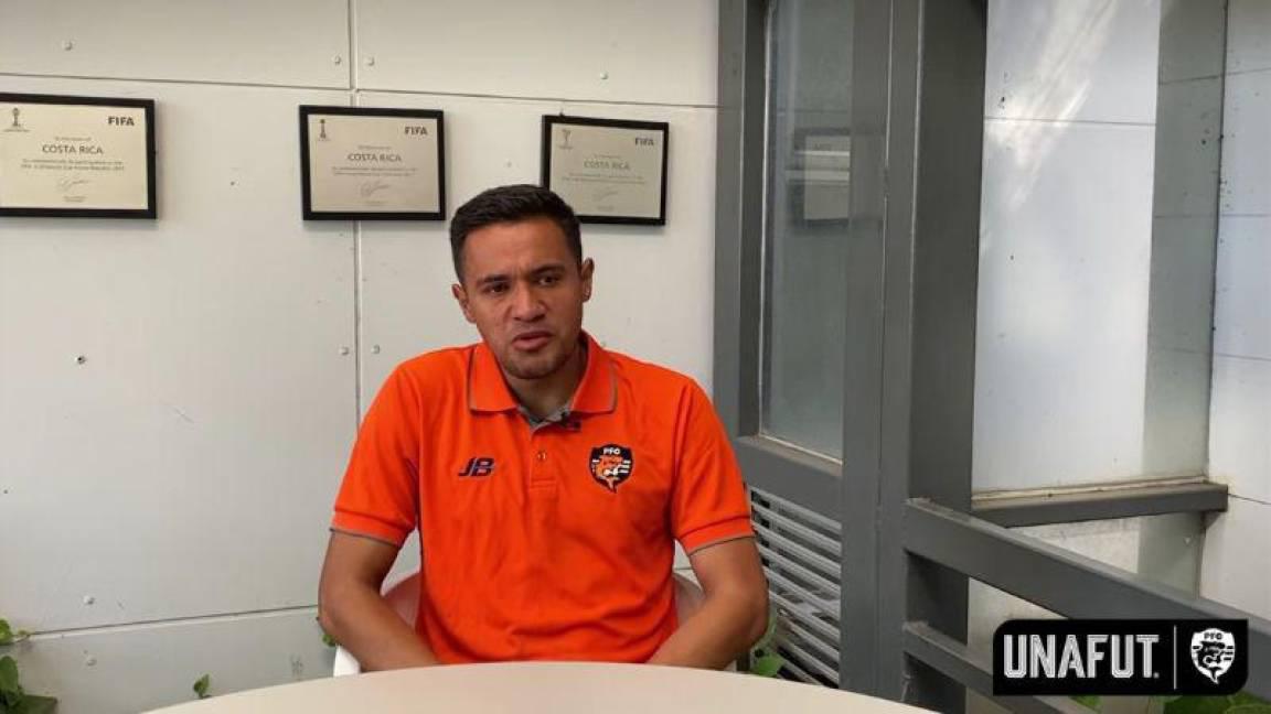 Roger Rojas revela la enfermedad que lo llevó al retiro y quién le salvó la vida al donarle un órgano