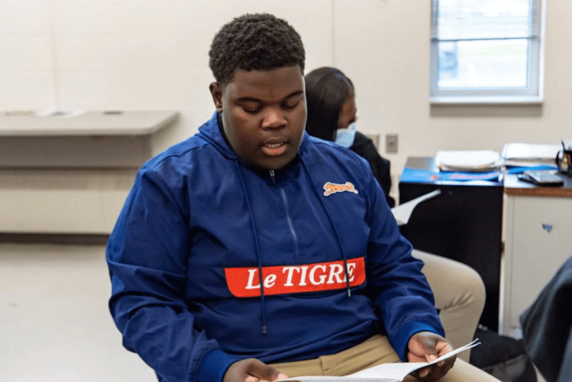 Así luce ahora: Dieunerst Collin, de ser protagonista de un famoso meme a campeón de fútbol americano