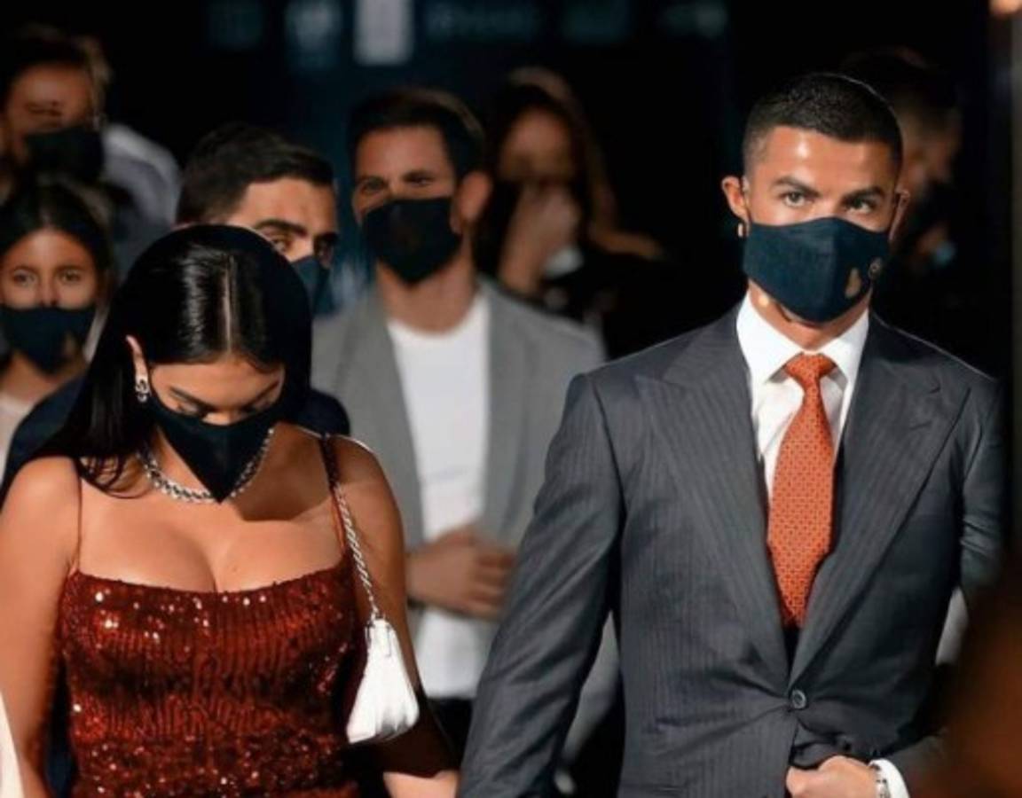 Georgina Rodríguez arrasa en la gala de los Globe Soccer Awards: así llegó junto a Cristiano Ronaldo