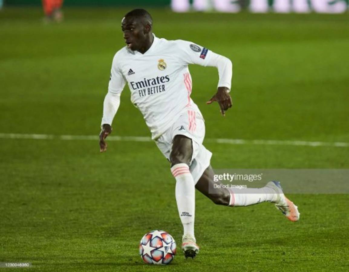 Real Madrid y la poderosa alineación para el derbi ante el Atlético en la Liga de España